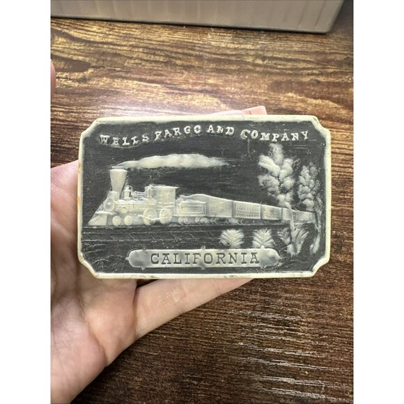 Vintage Estate Wells Fargo‎ and Company California Resin Belt Buckle! 100 - Picture 6 of 6